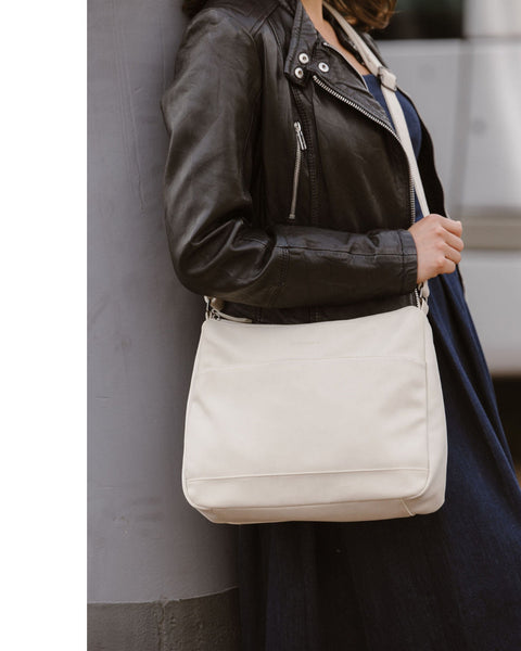 ENRICO BENETTI Nouméa - Dömutaska