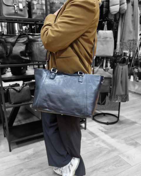 THE MONTE - A4 Handtaska