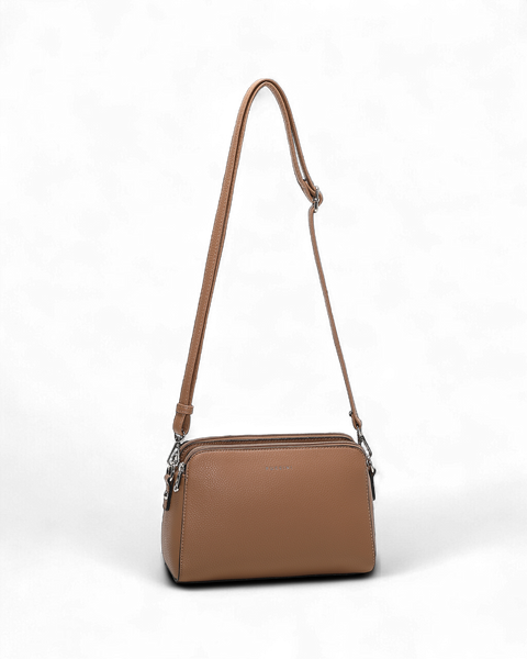 PUCCINI Anna - Dömutaska