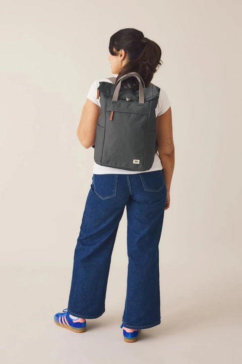 ROKA LONDON Finchley Sustainable Medium - Backpack